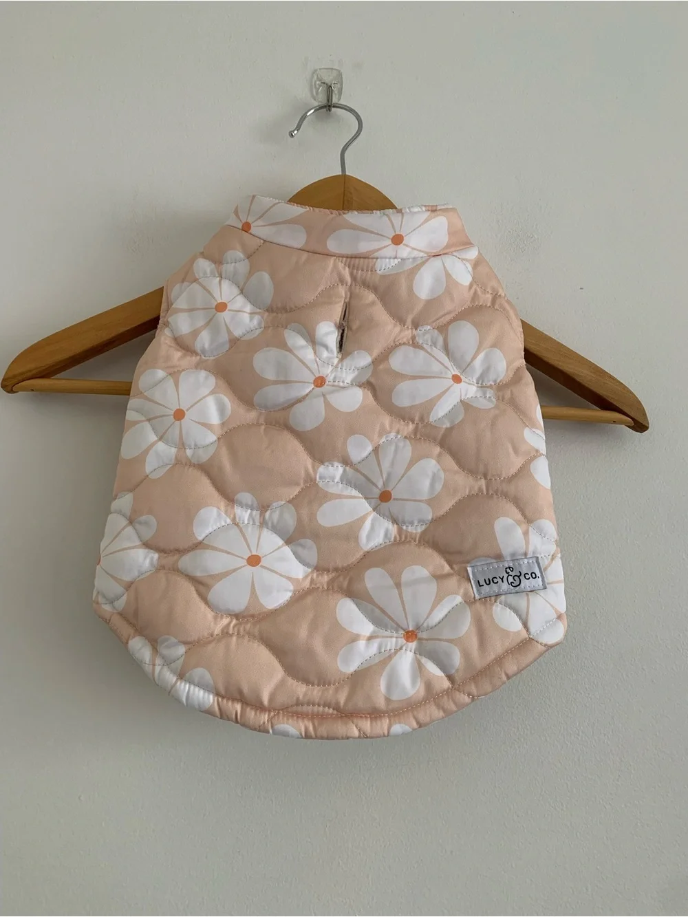 Lucy & Co reversible print puffer for dogs M